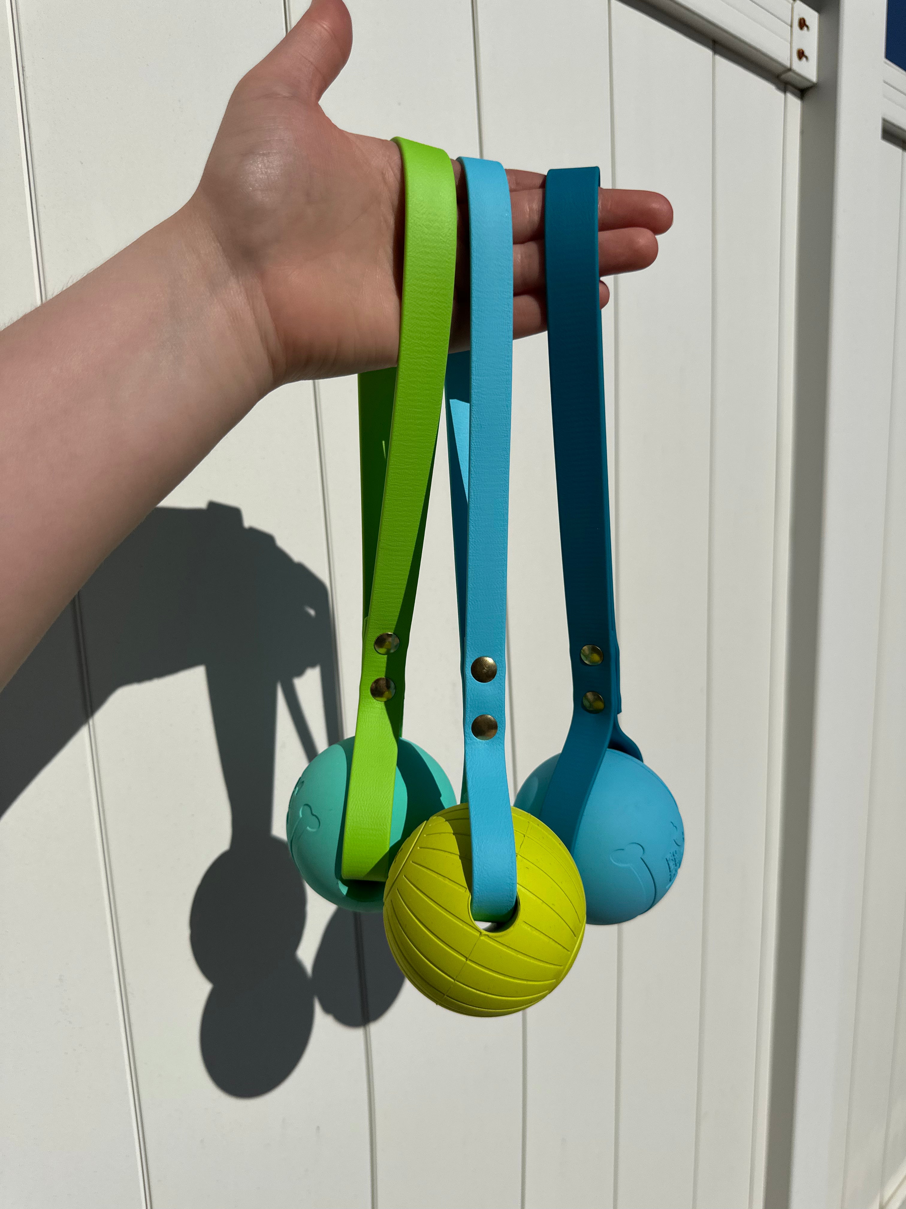 Toss & Tug Ball